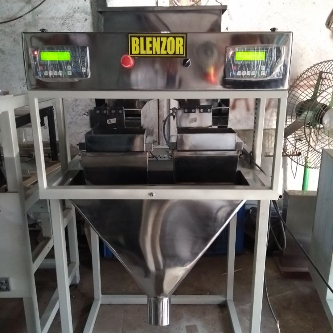 Electric Automatic Spice Powder Filling Machine, Model Name/Number:  Blenzor, 1